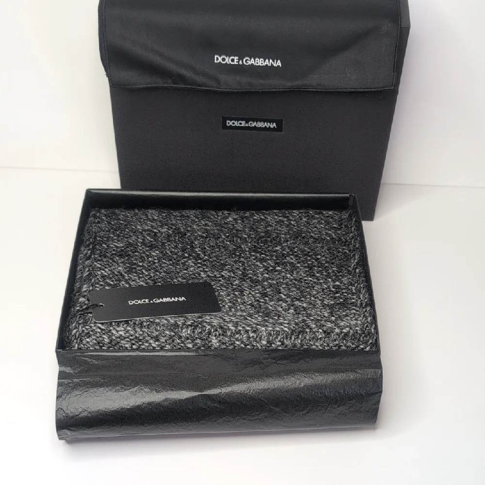 Dolce & Gabbana Luxury Black and Gray Scarf New With Tags